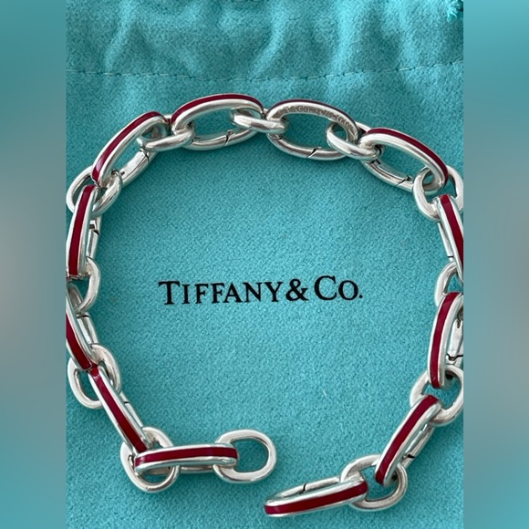 RARE Tiffany and Co. Red enamel and Sterling Silver Clasping bracelet - Picture 5 of 5